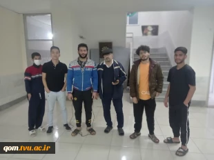 با حضور دانشجویان و مسؤولین دانشگاه؛
مراسم گرامیداشت روز دانشجو در دانشگاه فنی وحرفه ای استان قم برگزار شد
 8