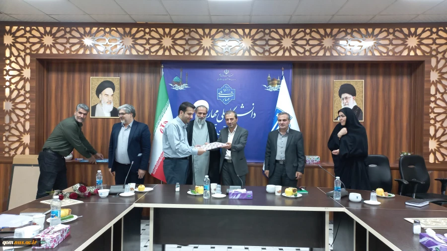 برگزاری مراسم گرامیداشت هفته آموزش و نکوداشت مقام استاد در دانشگاه ملی مهارت واحد استانی قم 11