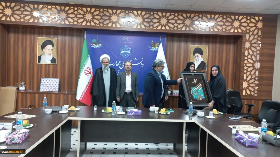 برگزاری مراسم گرامیداشت هفته آموزش و نکوداشت مقام استاد در دانشگاه ملی مهارت واحد استانی قم 12