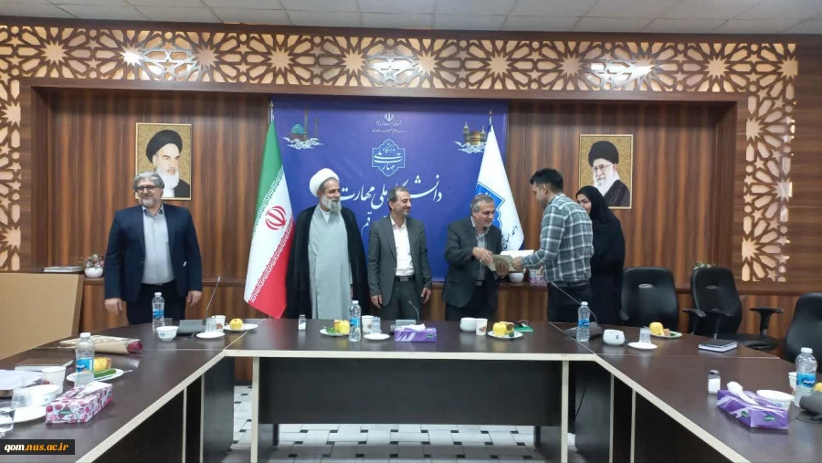 برگزاری مراسم گرامیداشت هفته آموزش و نکوداشت مقام استاد در دانشگاه ملی مهارت واحد استانی قم 15