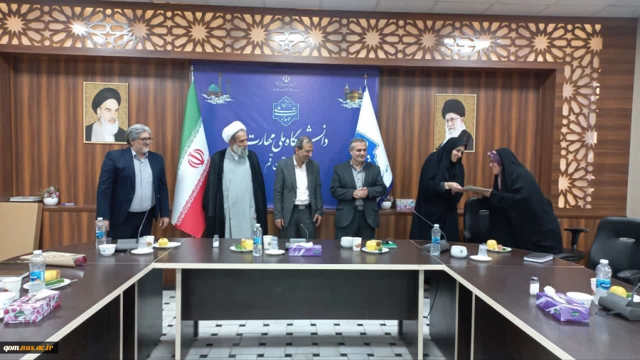 برگزاری مراسم گرامیداشت هفته آموزش و نکوداشت مقام استاد در دانشگاه ملی مهارت واحد استانی قم 16