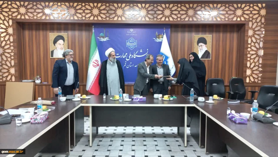 برگزاری مراسم گرامیداشت هفته آموزش و نکوداشت مقام استاد در دانشگاه ملی مهارت واحد استانی قم 18