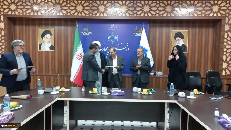 برگزاری مراسم گرامیداشت هفته آموزش و نکوداشت مقام استاد در دانشگاه ملی مهارت واحد استانی قم 21