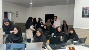 برگزاری اولین نمایشگاه پروژه های دانشجویی رشته کامپیوتر ، دانشگاه ملی مهارت واحد استانی قم- مرکز دختران 6
