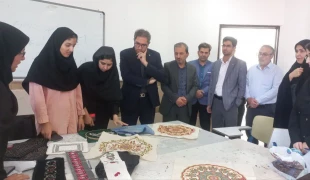 بازدید  مدیرعامل شرکت شهرک‌های صنعتی و معاون صنایع کوچک استان از دانشگاه ملی مهارت واحد استانی قم 4