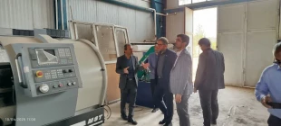 بازدید  مدیرعامل شرکت شهرک‌های صنعتی و معاون صنایع کوچک استان از دانشگاه ملی مهارت واحد استانی قم 10